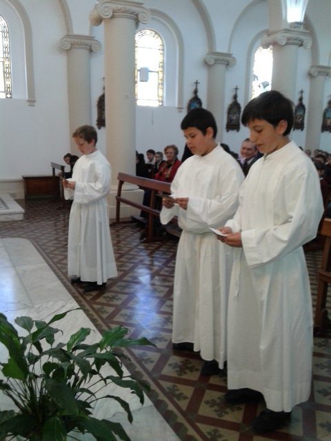 Servidores del Altar